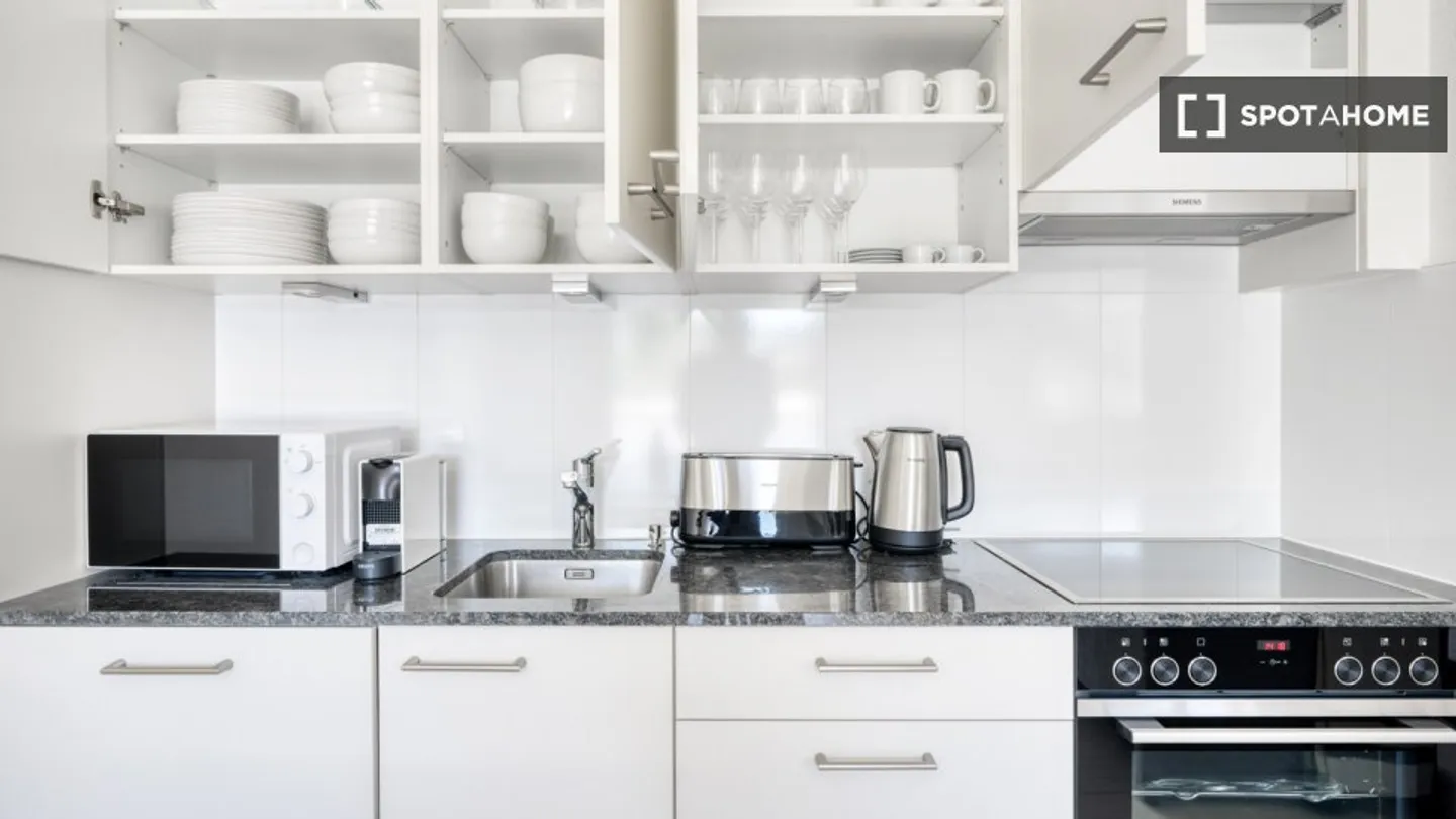 Apartment for rent - Photo 4 of 16