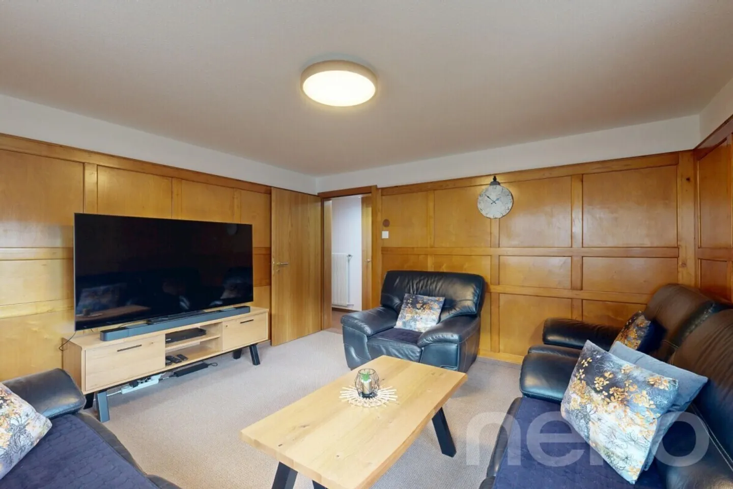 Freistehendes 6.5 Zimmer Einfamilienhaus mit Garten in Wangs - Foto 3 von 12