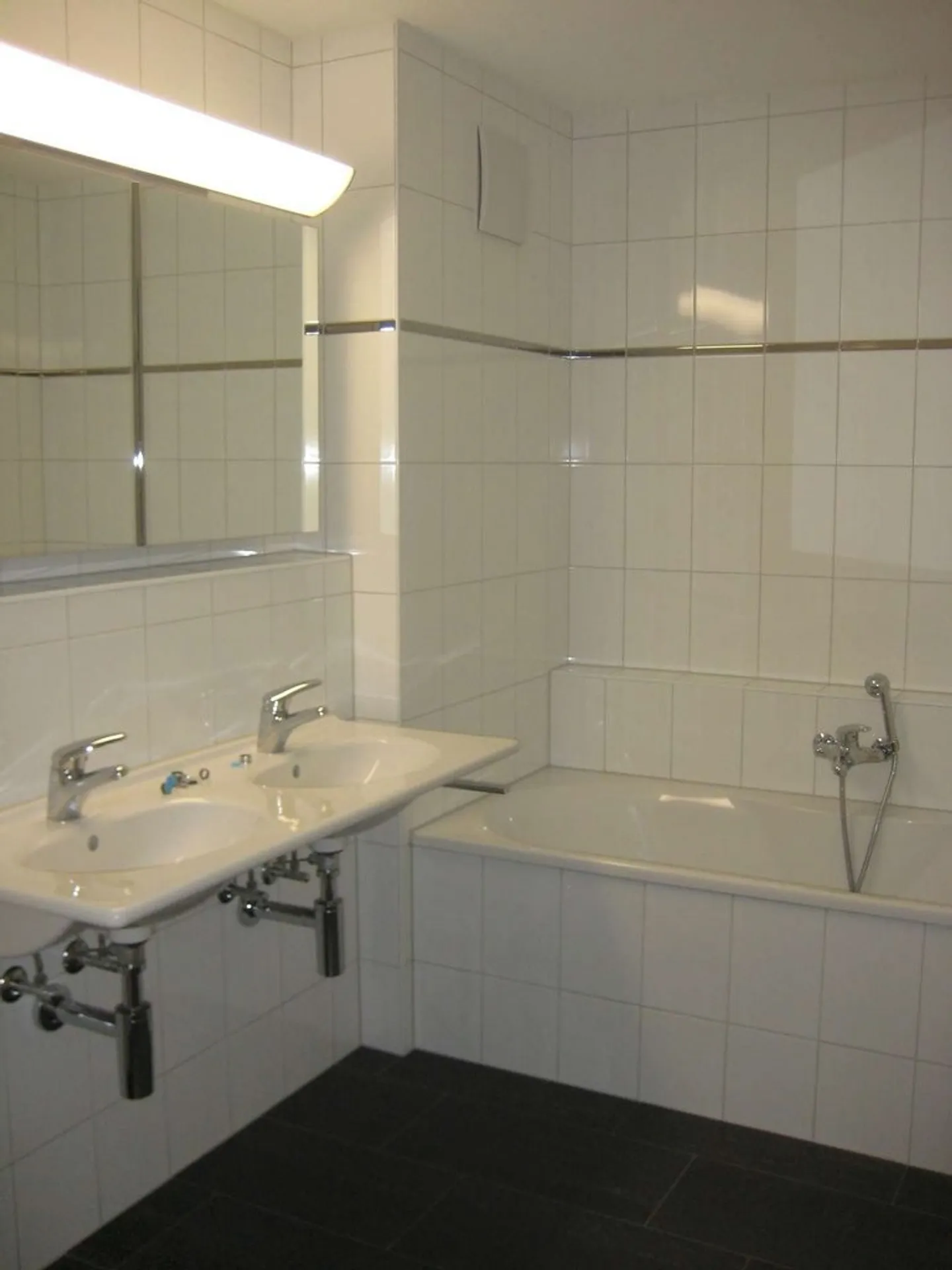 Geräumige moderne Wohnung in Rothrist - Foto 3 von 6