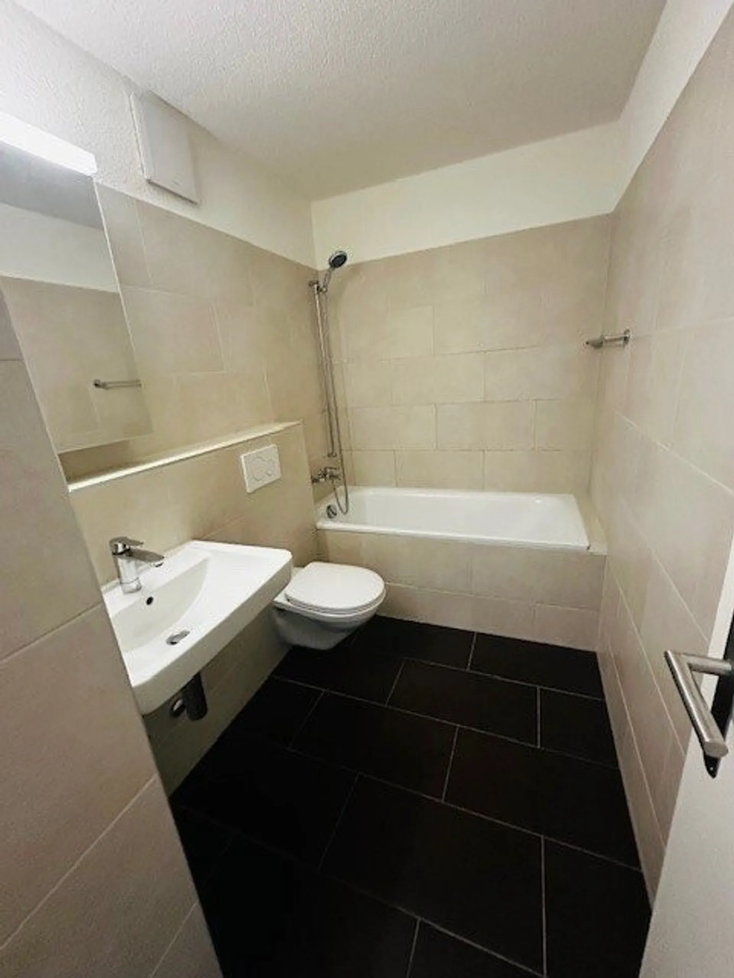 Beau logement avec vue - Photo 9 sur 11