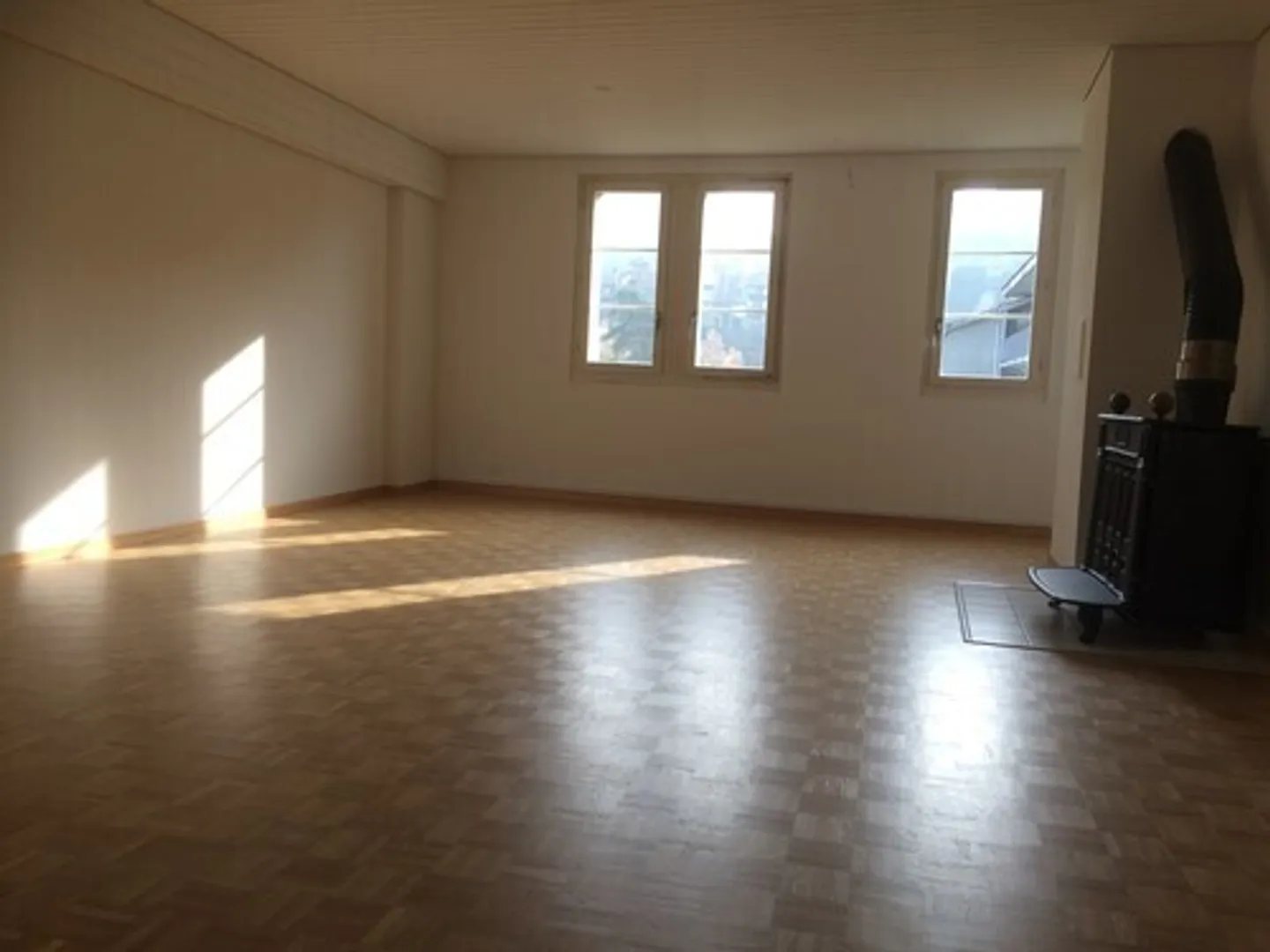Charmant 3.5 pièces en vieille-ville de Fribourg! - Photo 1 of 8