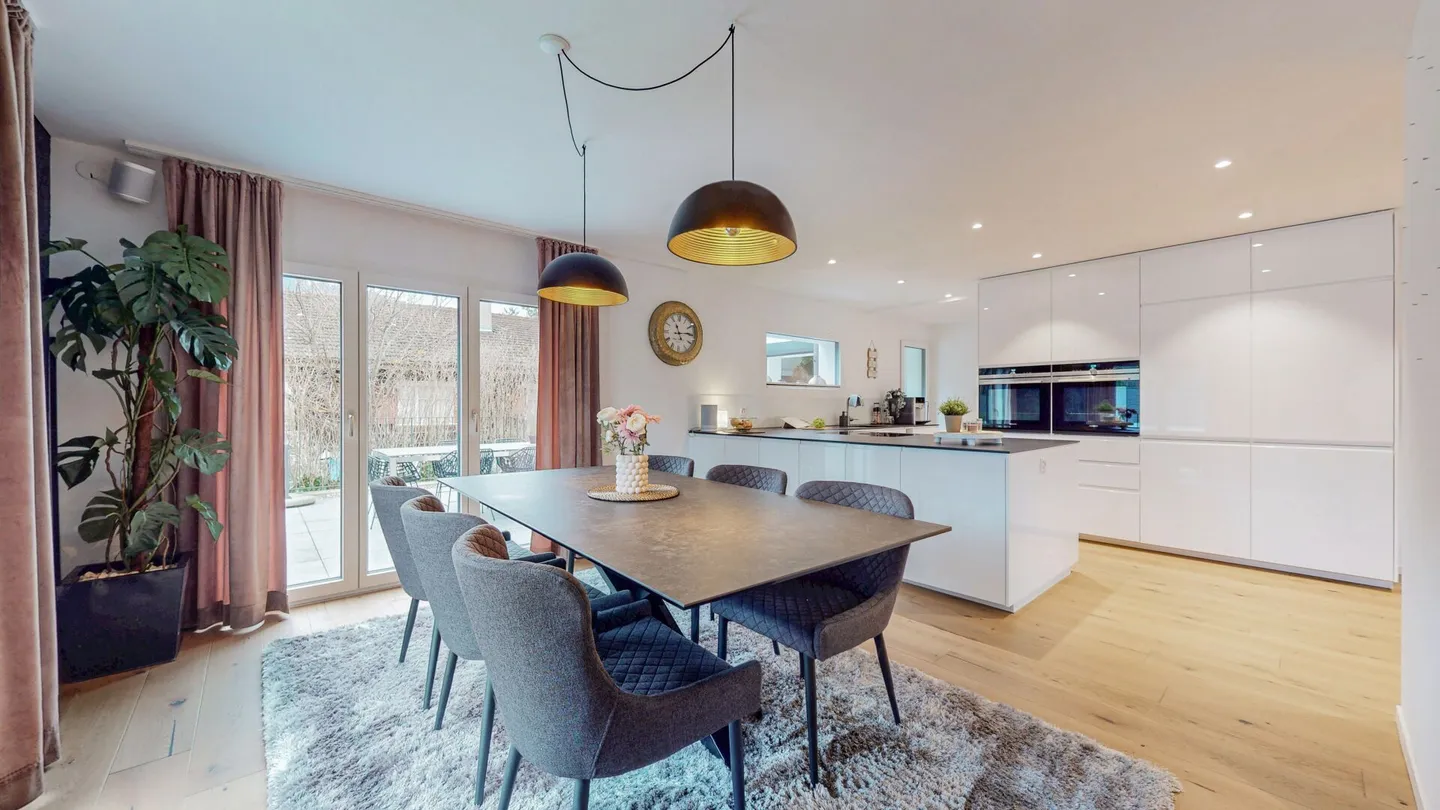 NEUF ET STYLÉ : MAISON INDIVIDUELLE DE 6,5 PIÈCES AVEC GRAND JARDIN - Photo 2 sur 8