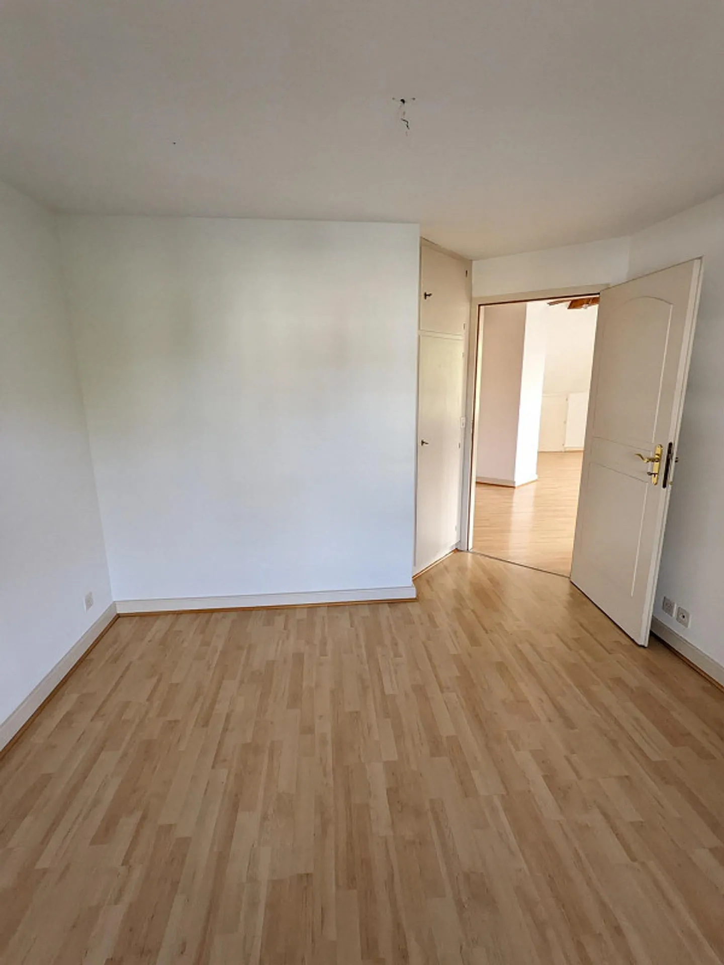 Belle maisonette de 4 pièces dans une maison à 2 familles - Photo 10 sur 19