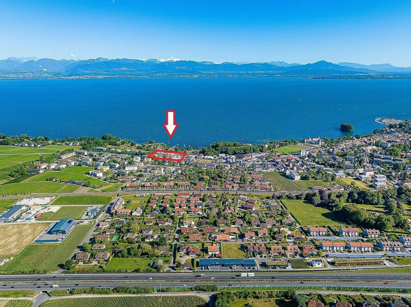 Appartamento lussuoso di 4,5 stanze con 2 balconi e vista panoramica sul lago - Foto 10 di 13