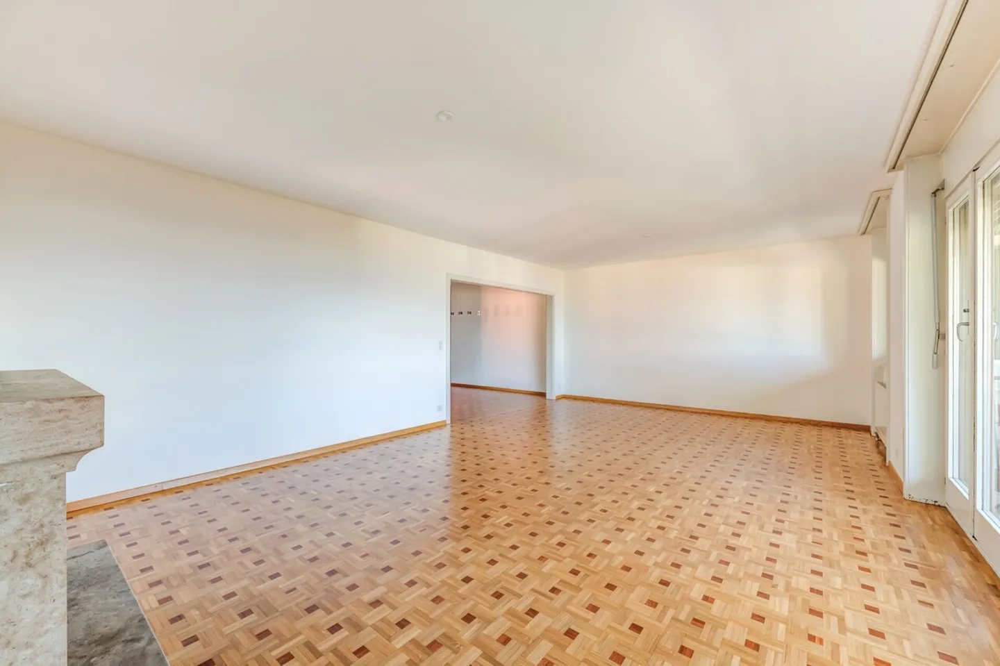 Charmante Wohnung mit Seeblick - Foto 3 von 10