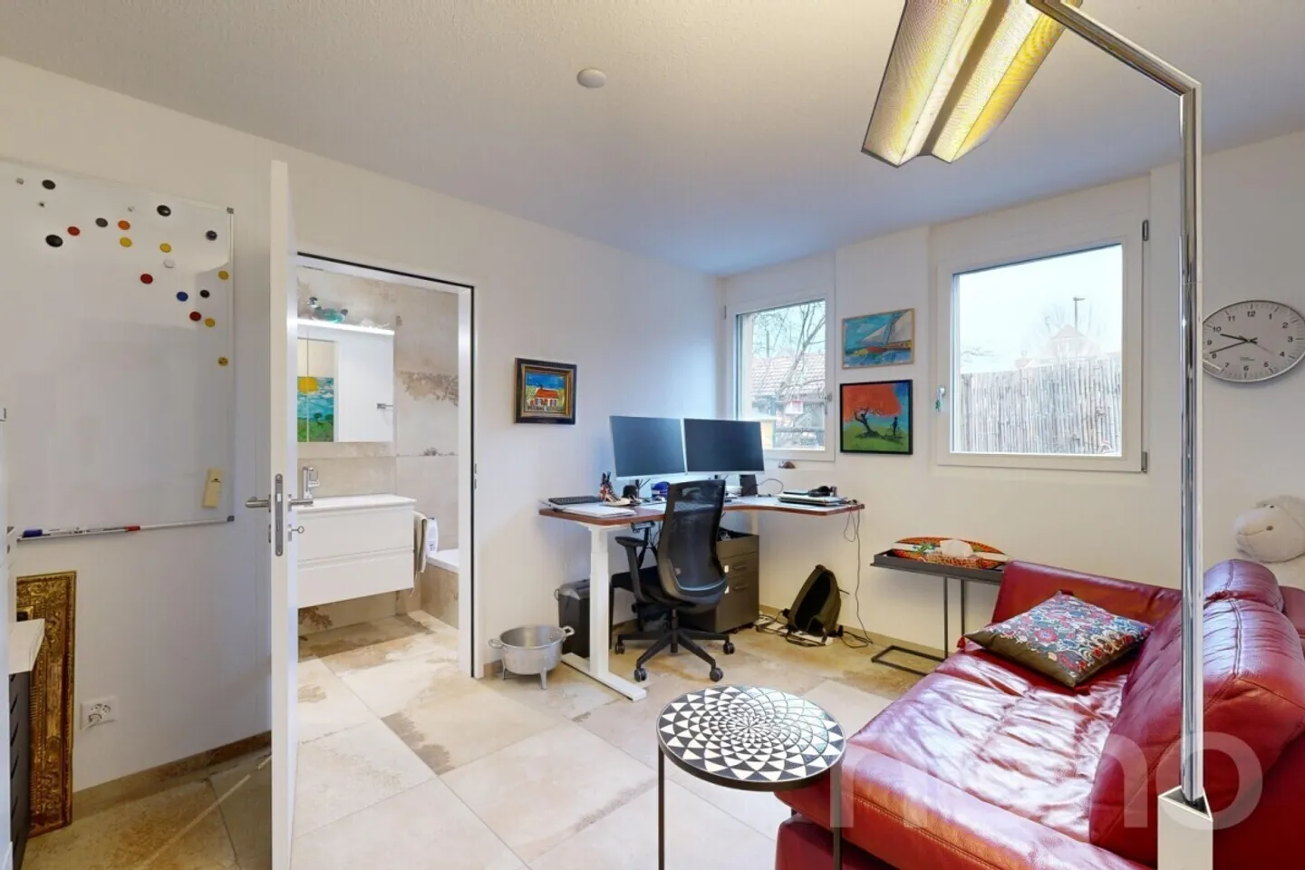 Like-new 3.5-room garden apartment in idyllic residential location - Photo 9 of 13