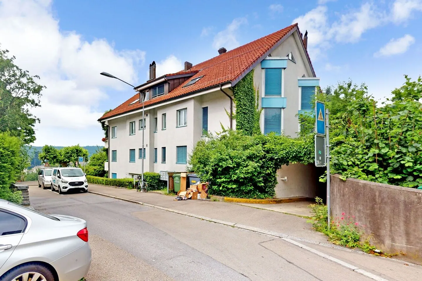 Double parking space in beautiful Höngg - Photo 1 of 1