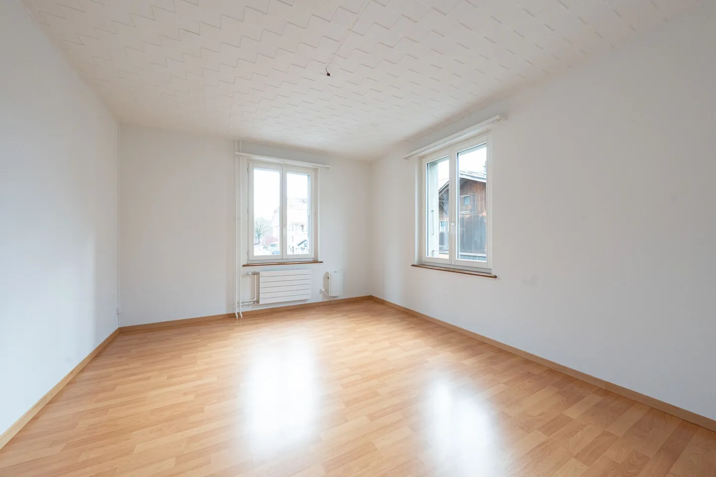 Central 5-room apartment on the 1st floor for rent - Photo 8 of 13