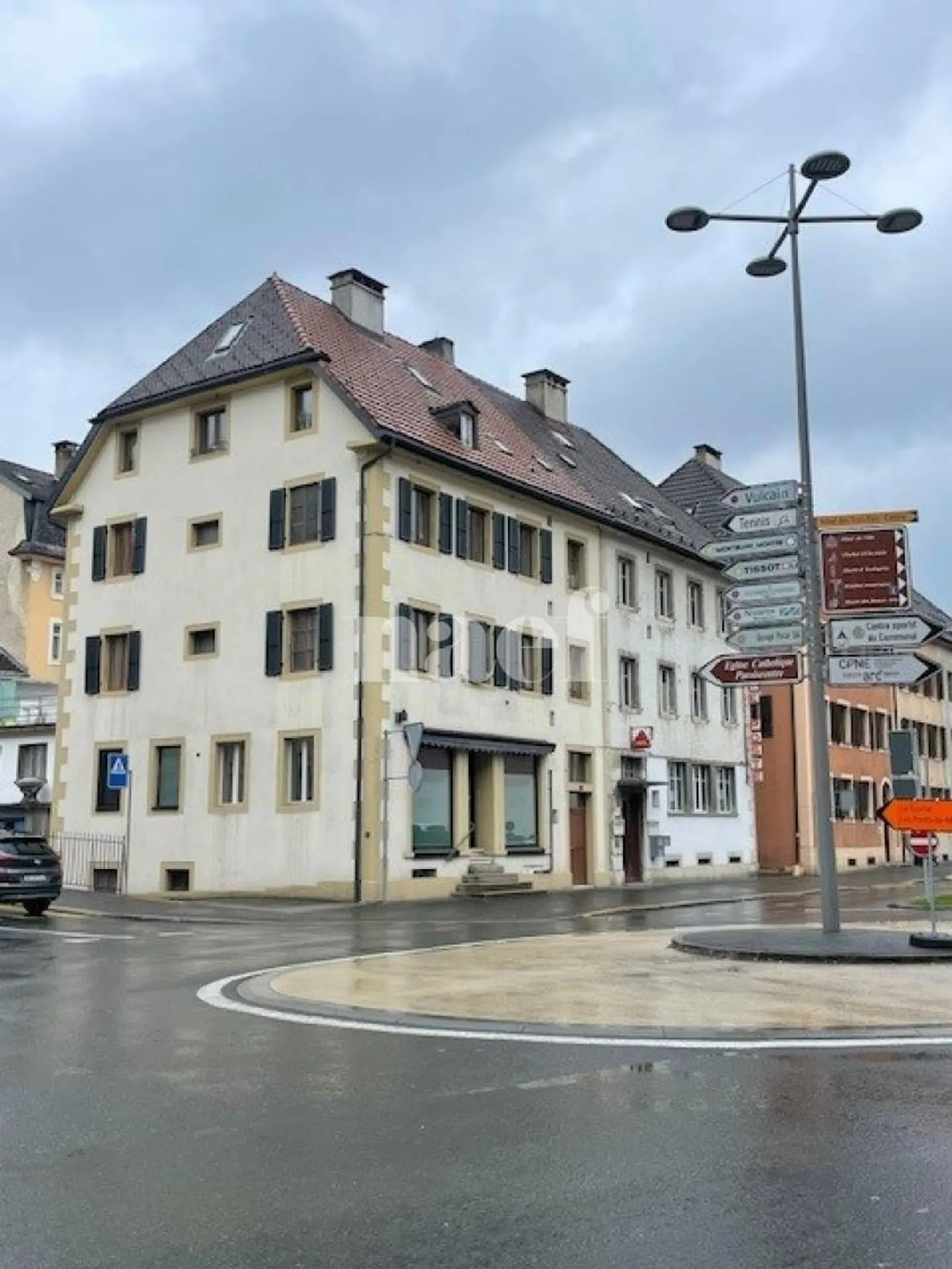 Commercial space with showcase and independent entrance in the city center - Photo 1 of 1