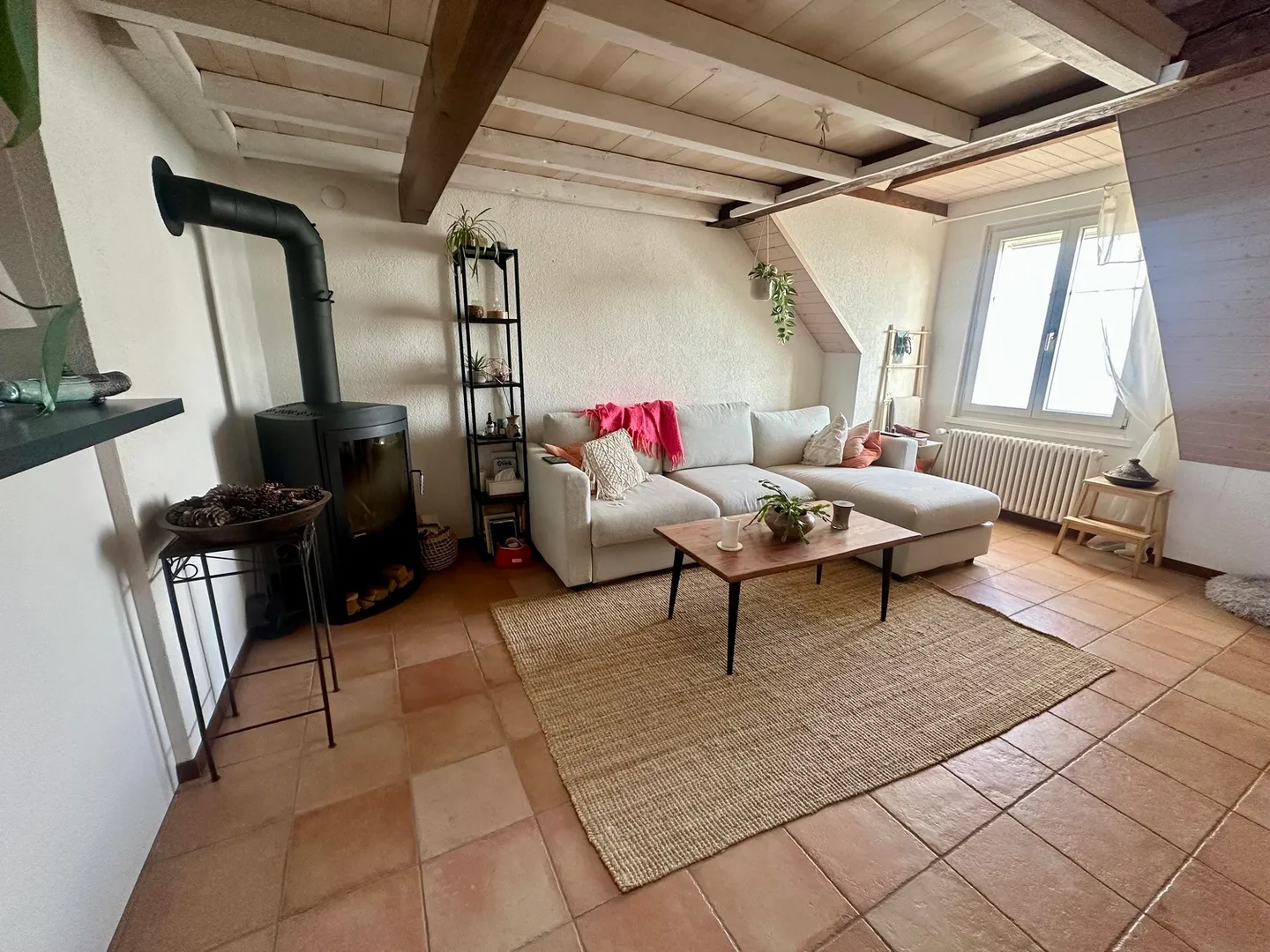 DACHGESCHOSSWOHNUNG 2 ZIMMER IN ST-PREX (VD), MÖBLIERT, BEFRISTET - Foto 3 von 10