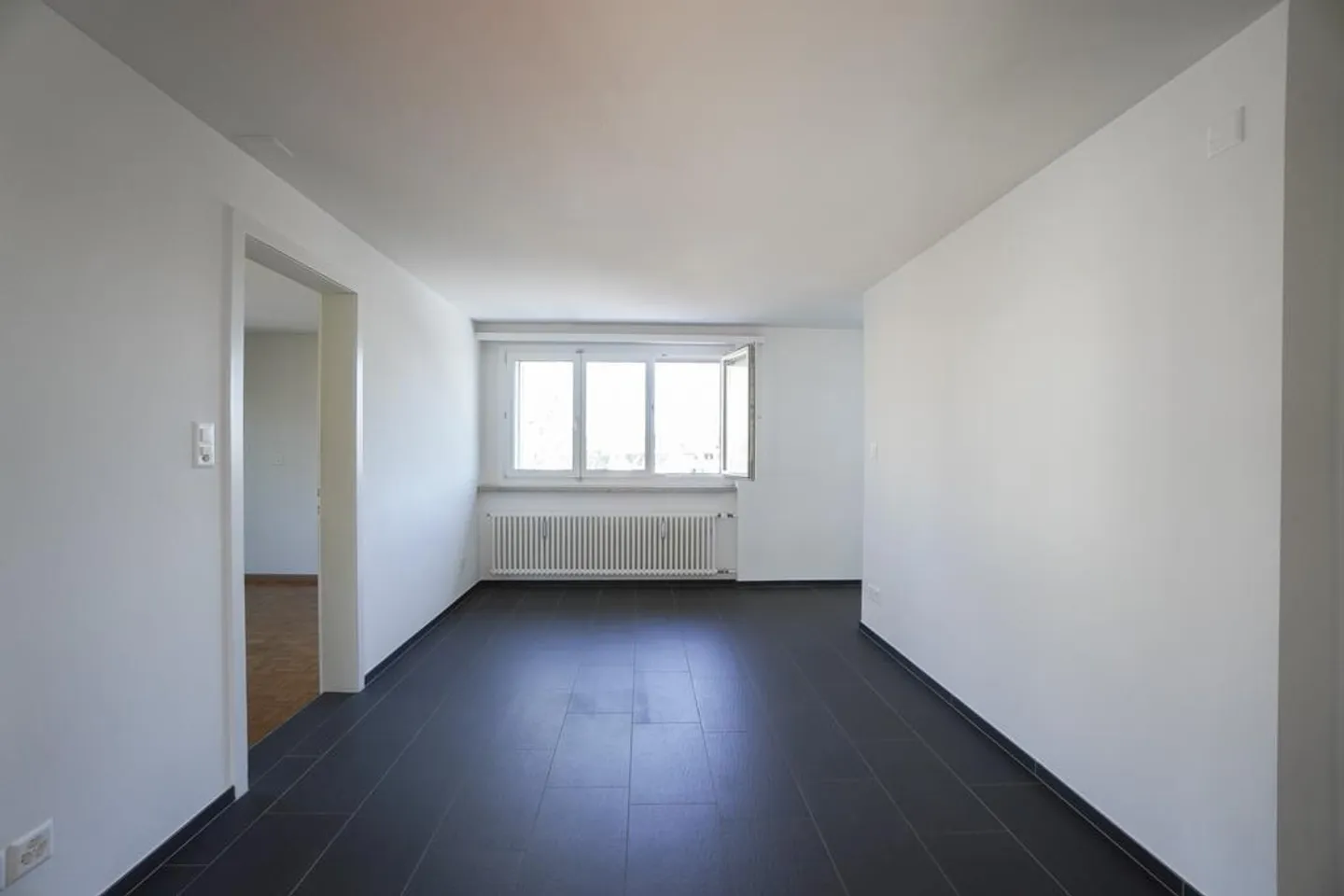 4.5-Zimmerwohnung in ruhiger Lage - ab 1. Februar 2026 - Foto 3 von 11