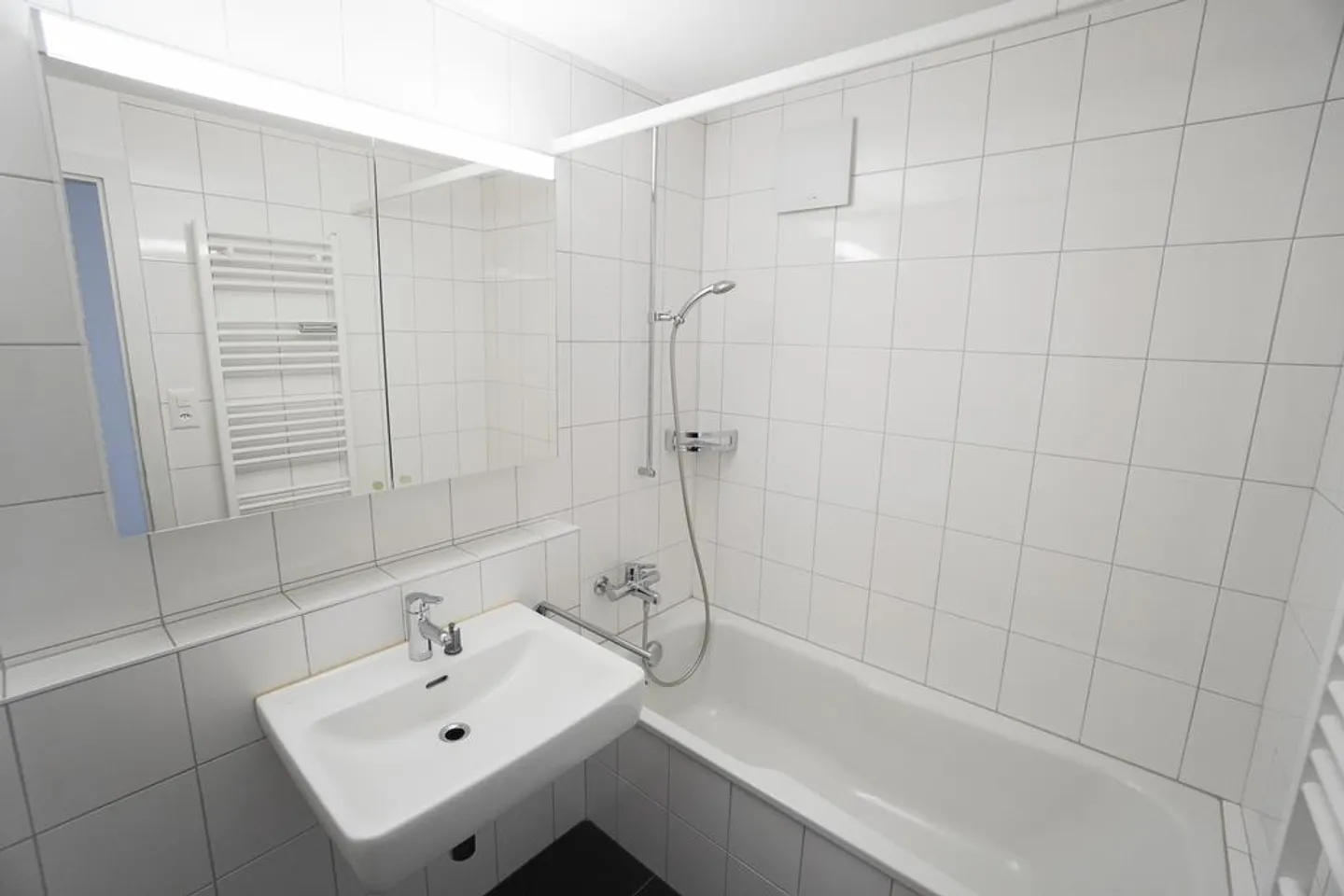 4.5-Zimmerwohnung in ruhiger Lage - ab 1. Februar 2026 - Foto 4 von 11