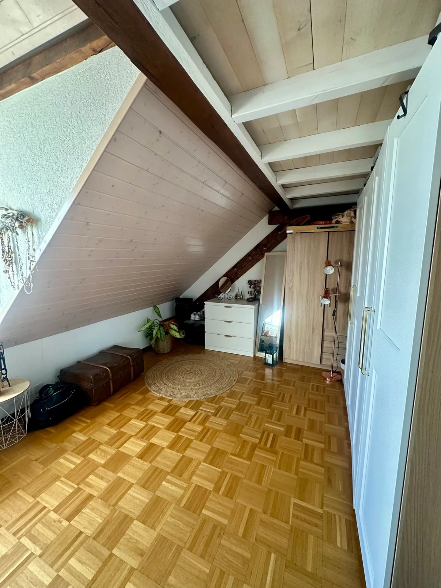 DACHGESCHOSSWOHNUNG 2 ZIMMER IN ST-PREX (VD), MÖBLIERT, BEFRISTET - Foto 7 von 10