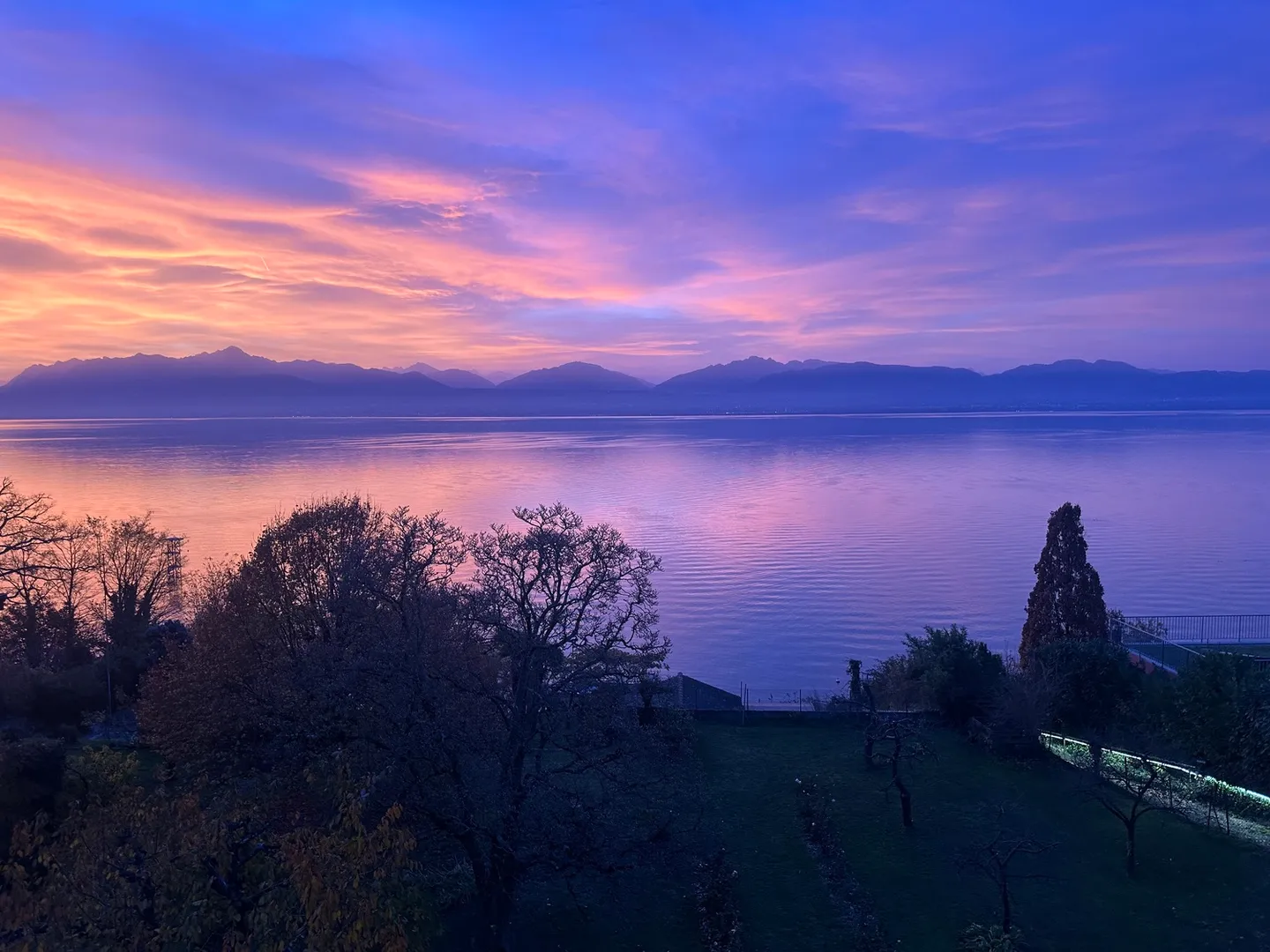 DACHGESCHOSSWOHNUNG 2 ZIMMER IN ST-PREX (VD), MÖBLIERT, BEFRISTET - Foto 10 von 10
