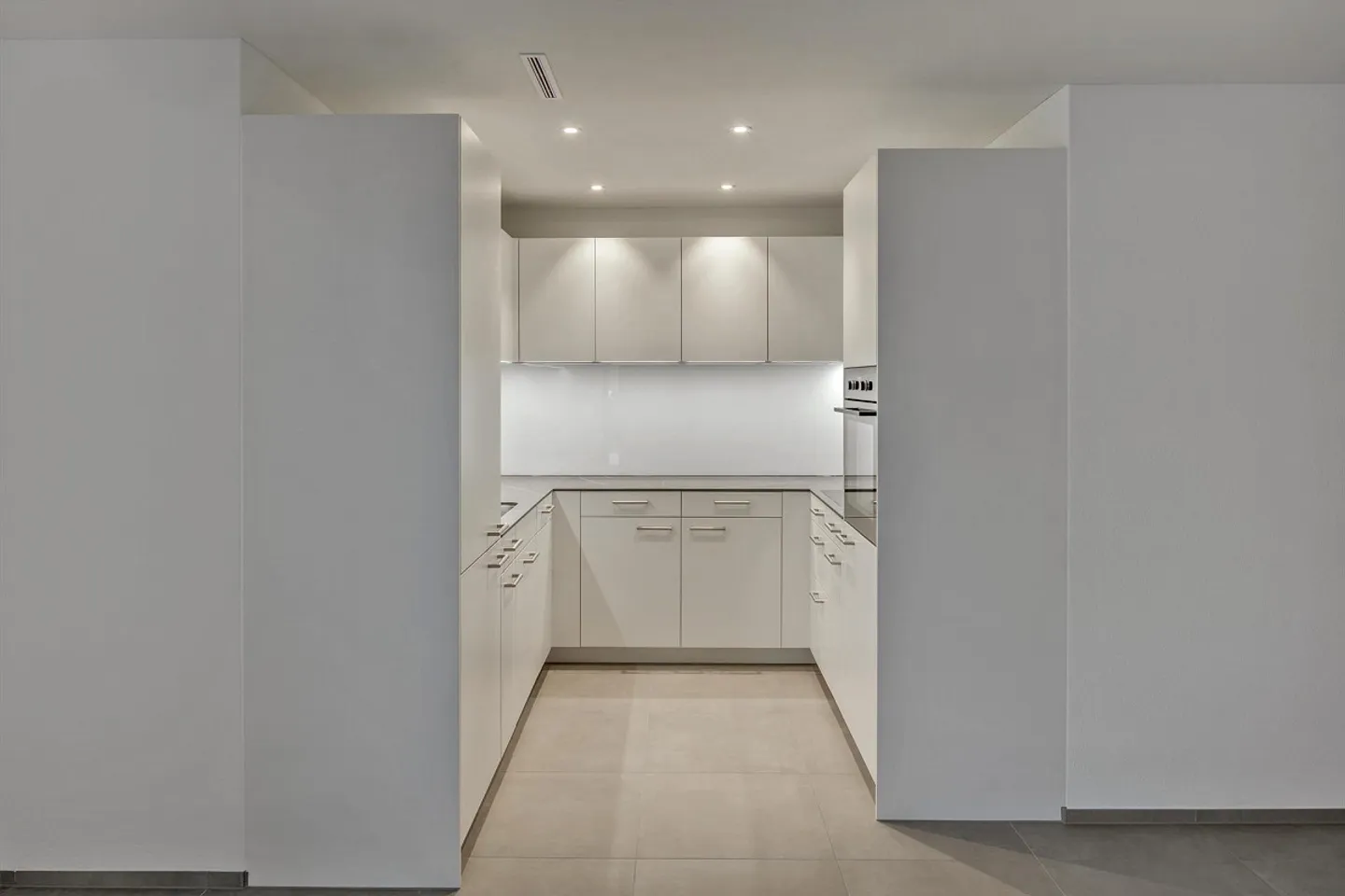 Appartement Chic & Central avec une touche urbaine ! - Photo 2 sur 8