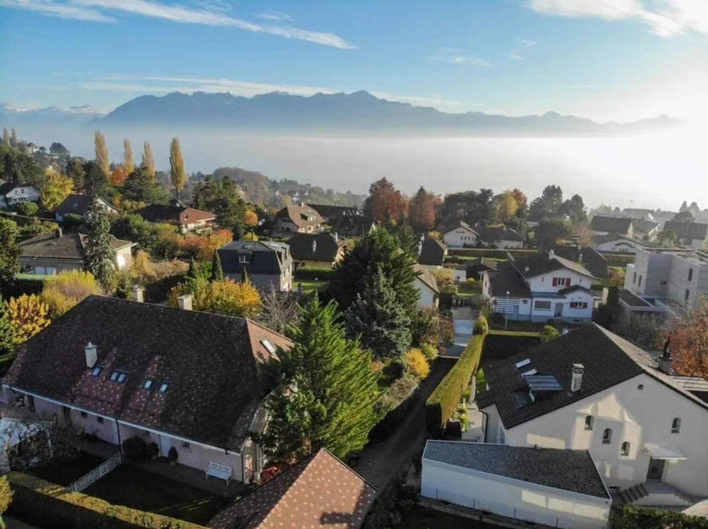 Luxuriöse 5,5-Zimmer-Wohnung mit Terrasse und Seeblick - Foto 1 von 13
