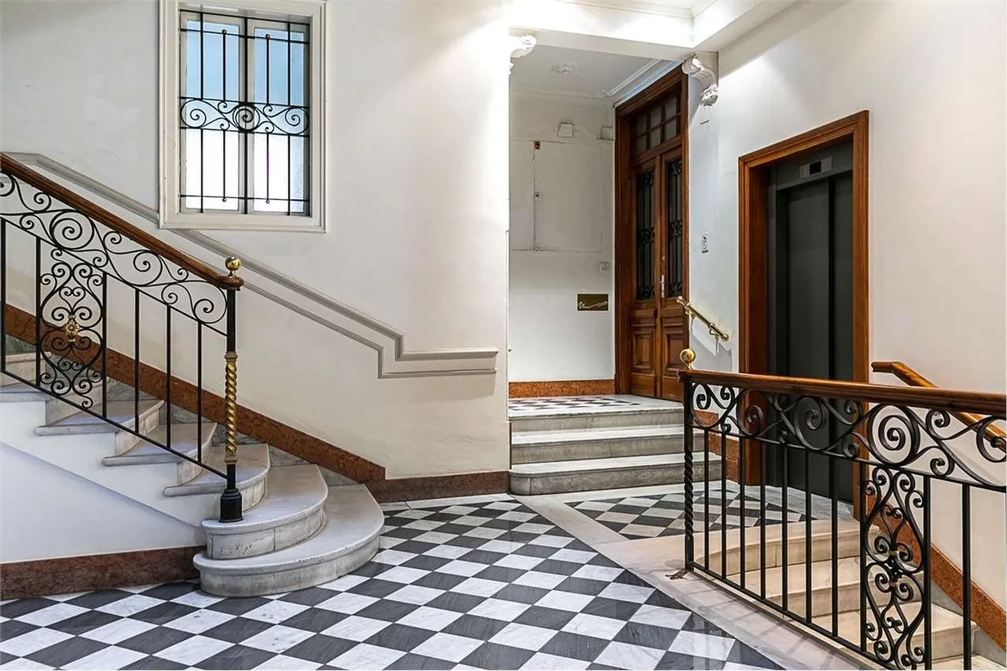 Appartamento di pregio di 5.5 con vista lago a Lugano centro - Foto 4 di 4