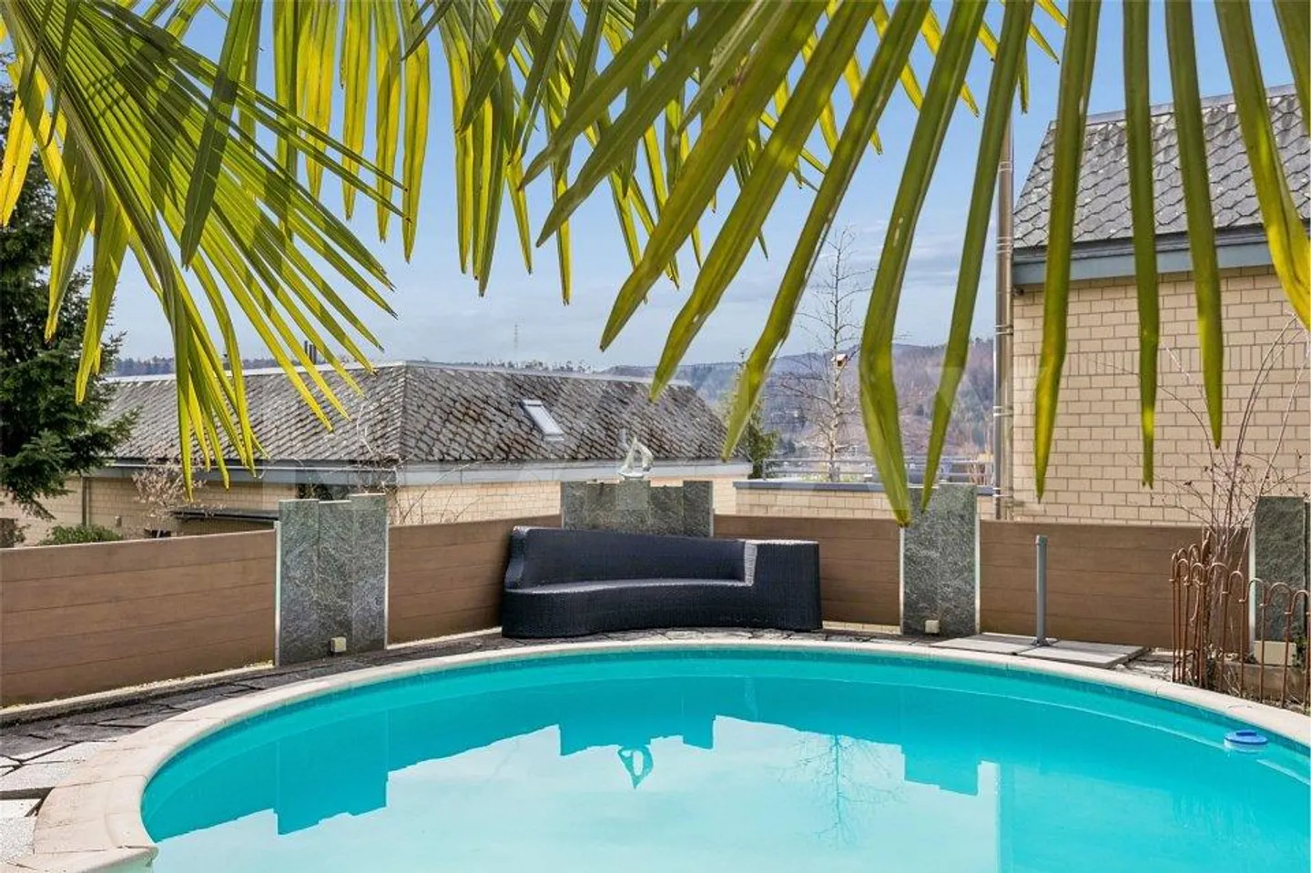 Exclusive living with holiday feeling... - Photo 1 of 13