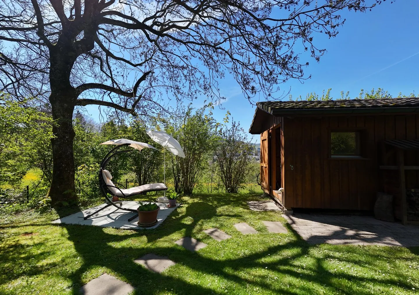 Famiglia felice - Casa bifamiliare di 6,5 stanze con proprietà idilliaca - Foto 2 di 13