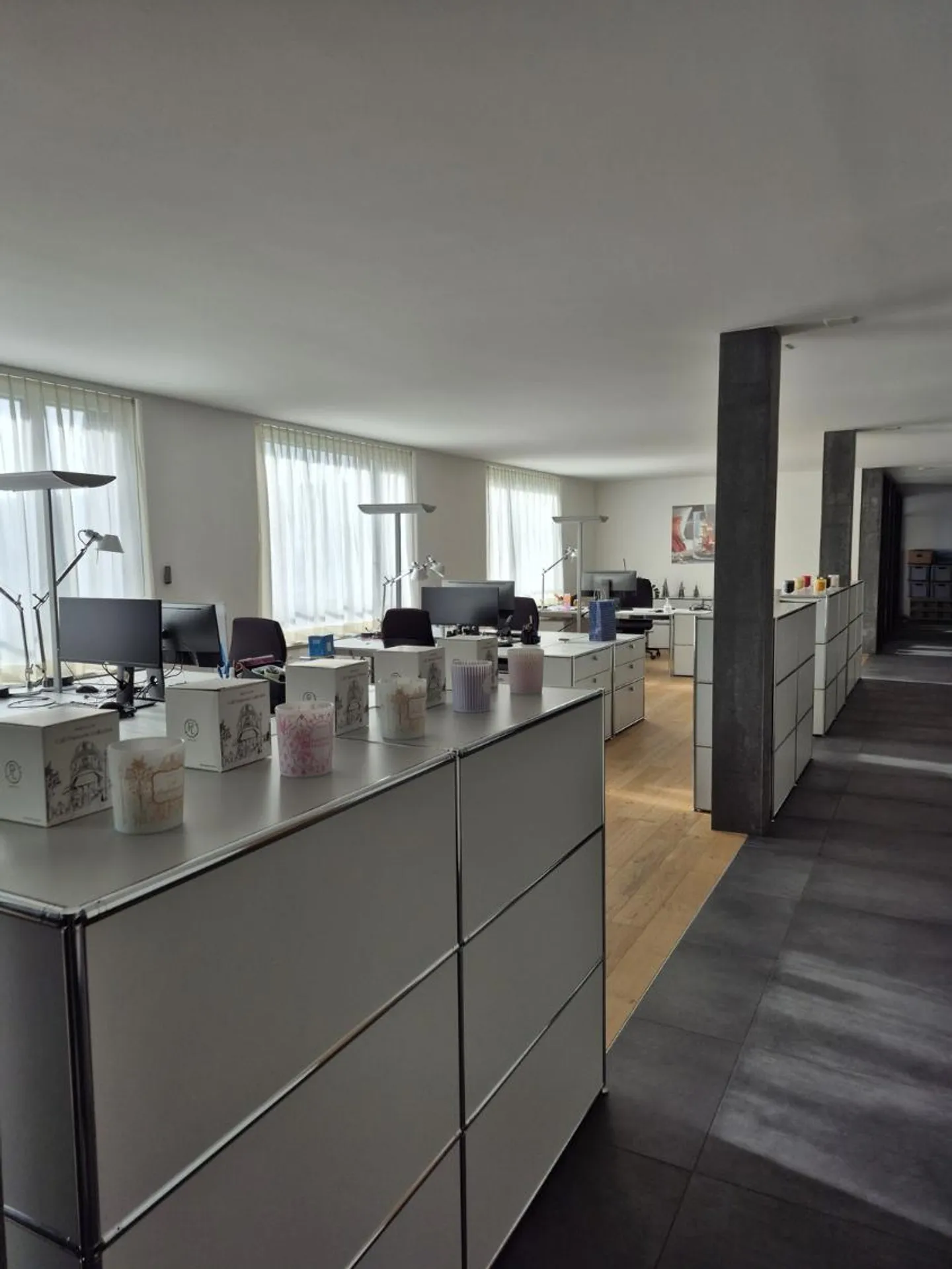Exclusive office space with high-quality furnishings in a preferred location - Photo 1 of 11