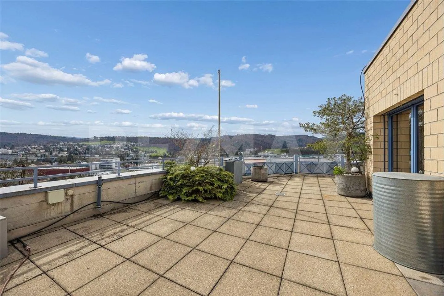 Exclusive living with holiday feeling... - Photo 8 of 13