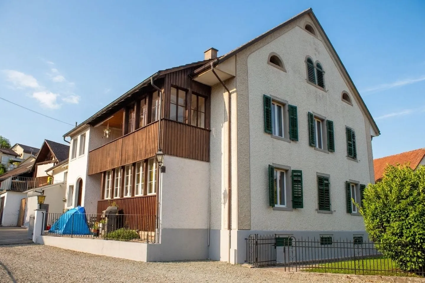 Mehrfamilienhaus kaufen - Foto 1 von 10