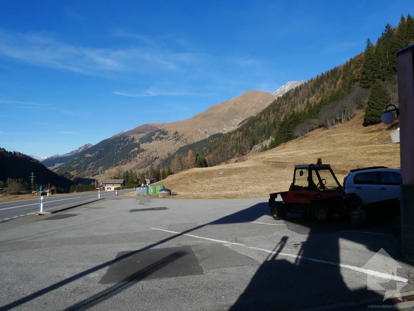 Établissement Commercial Polyvalent - Photo 3 sur 13