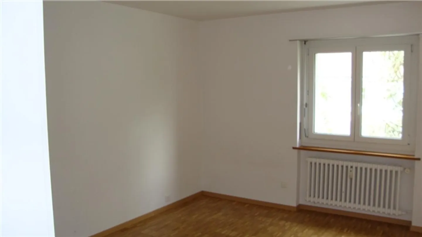 Bel appartamento 4.5 locali al 1° piano - Foto 4 di 10