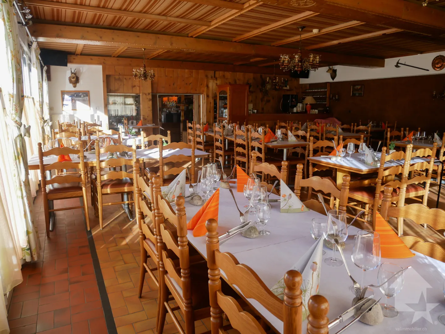 Établissement Commercial Polyvalent - Photo 6 sur 13