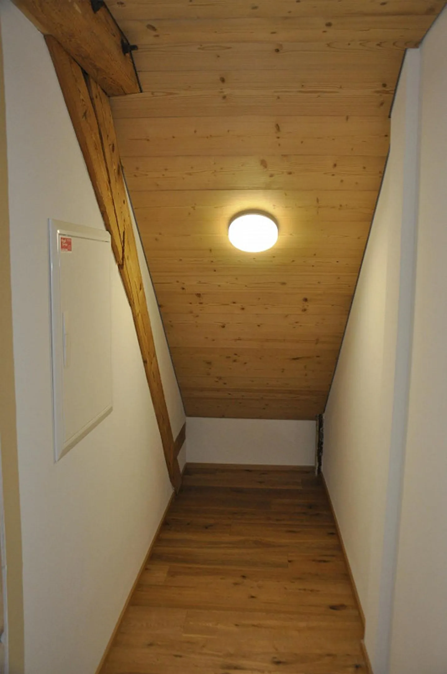 Neu Erstellte Dachwohnung - Foto 9 von 12