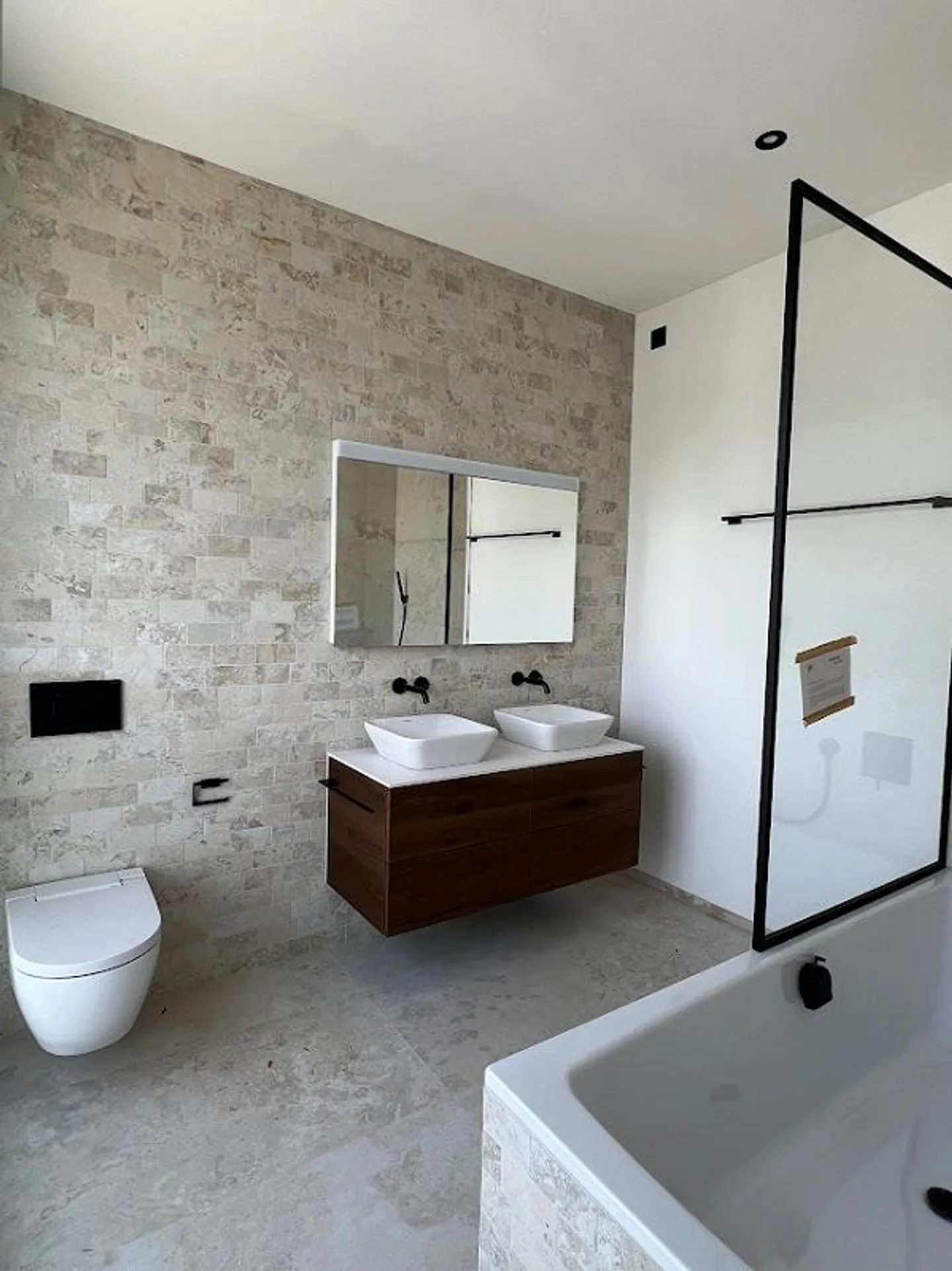 Luxus Attika Wohnung mit Aussicht - Foto 11 von 15