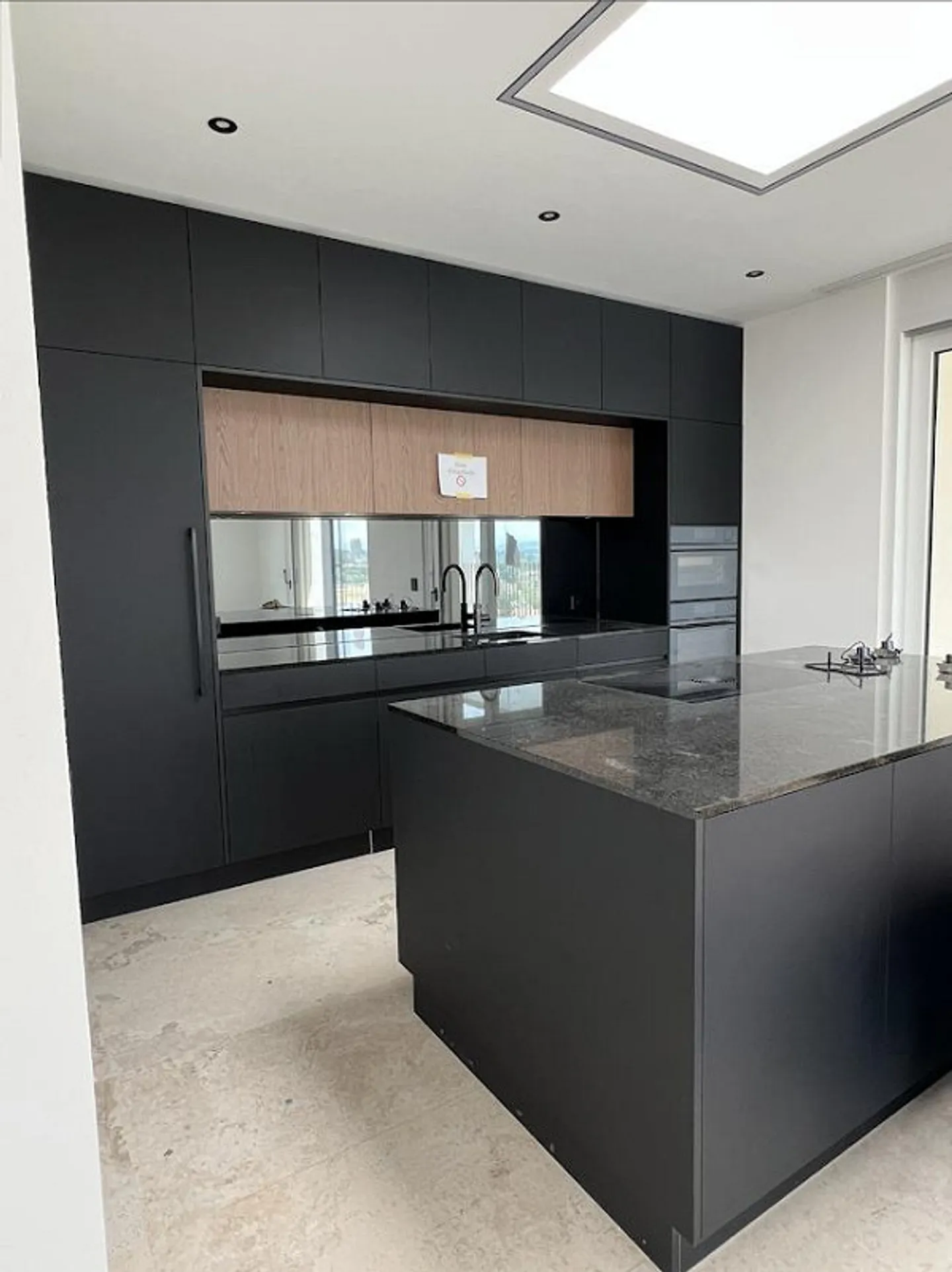Luxus Attika Wohnung mit Aussicht - Foto 2 von 15