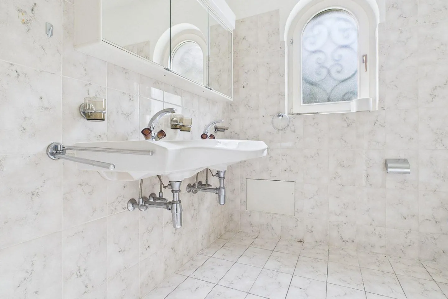 Appartamento Incantevole con Giardino - Foto 9 di 14