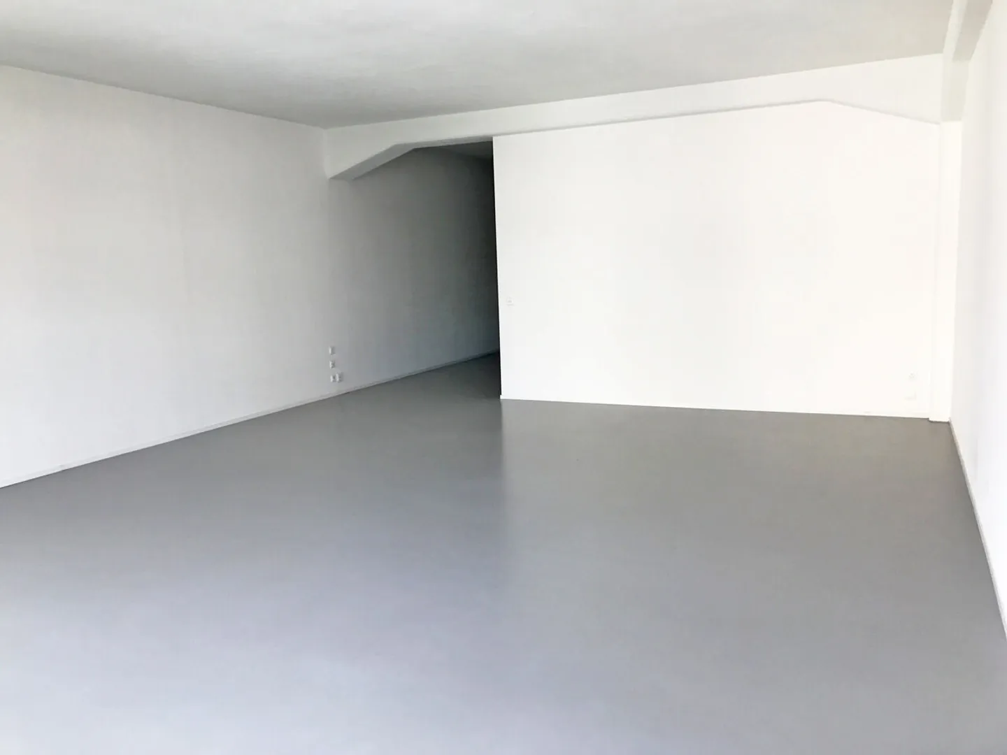 Stylische Attikawohnung - Foto 3 von 13