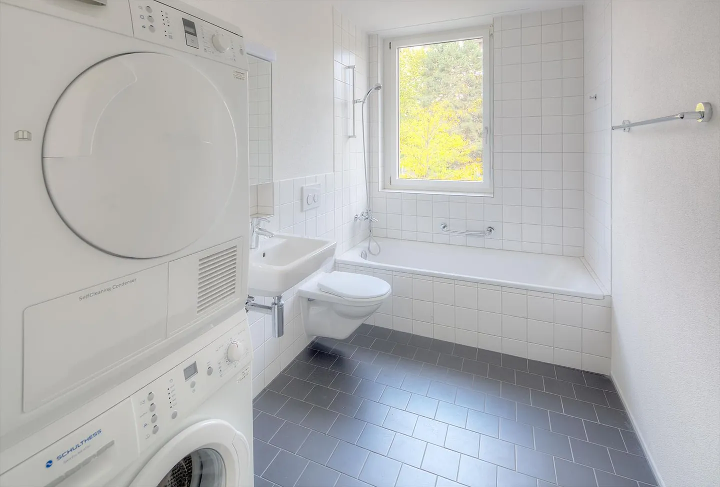 Renting without deposit - Joy of living starts at home - Photo 5 of 12