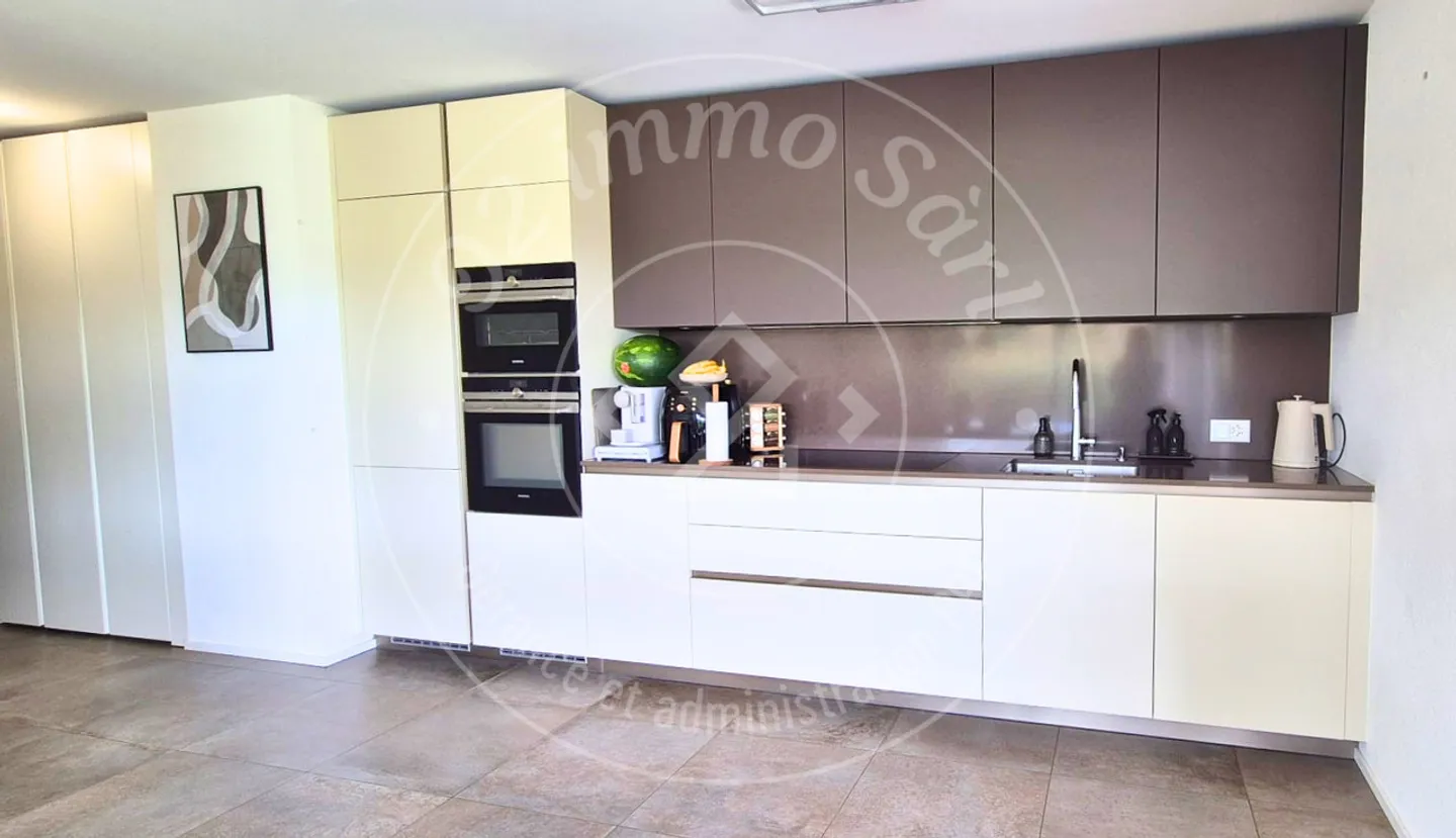 Charmant appartement 4.5 pièces - Photo 3 sur 8