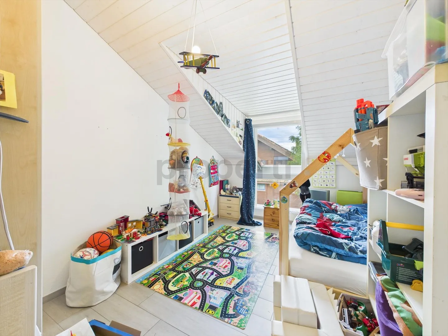 Spazioso appartamento moderno di 4,5 locali con balcone a Vallon FR - Foto 6 di 12