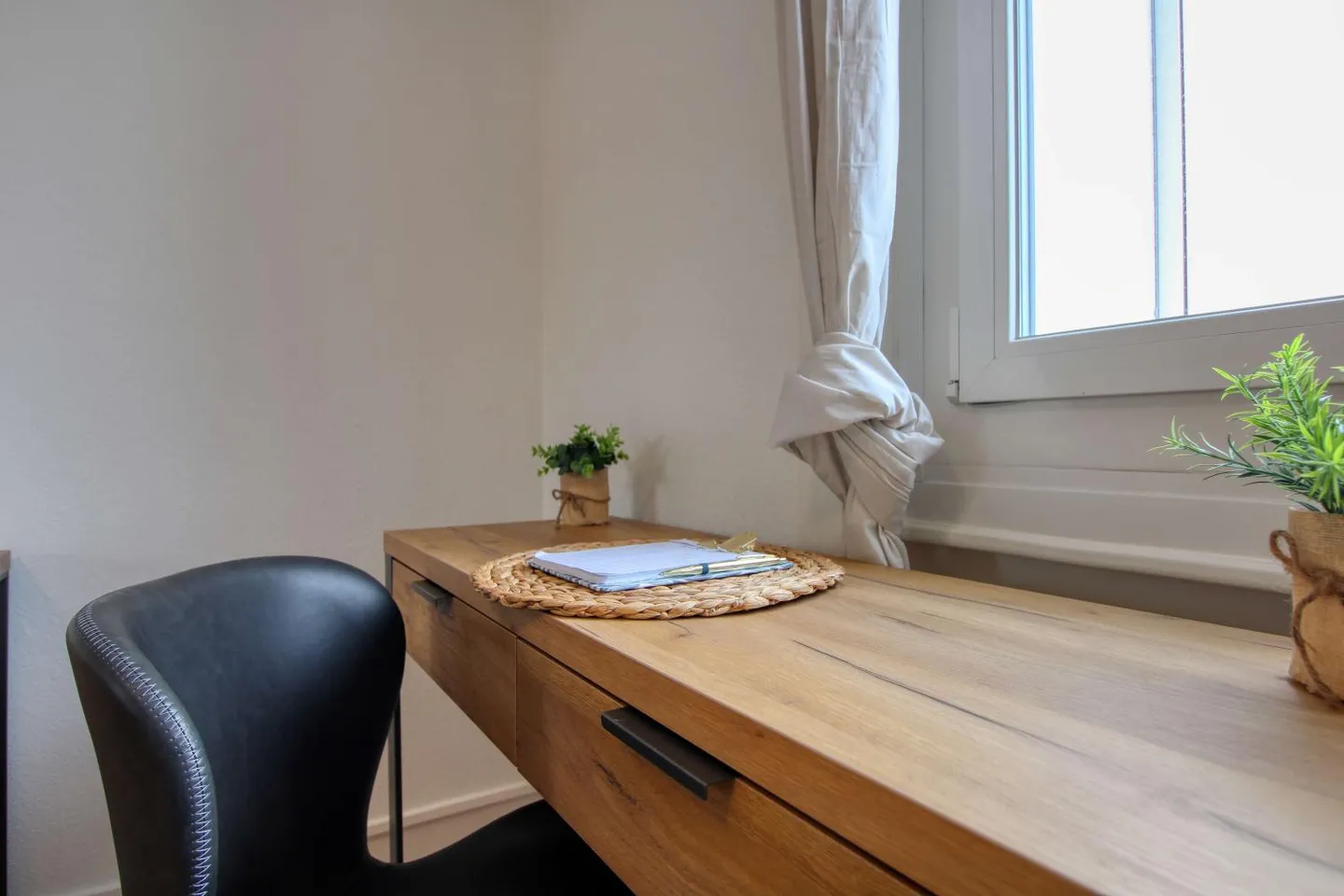 Charming Coliving in Lausanne's Serene Avenue de Béthusy - Photo 2 of 24