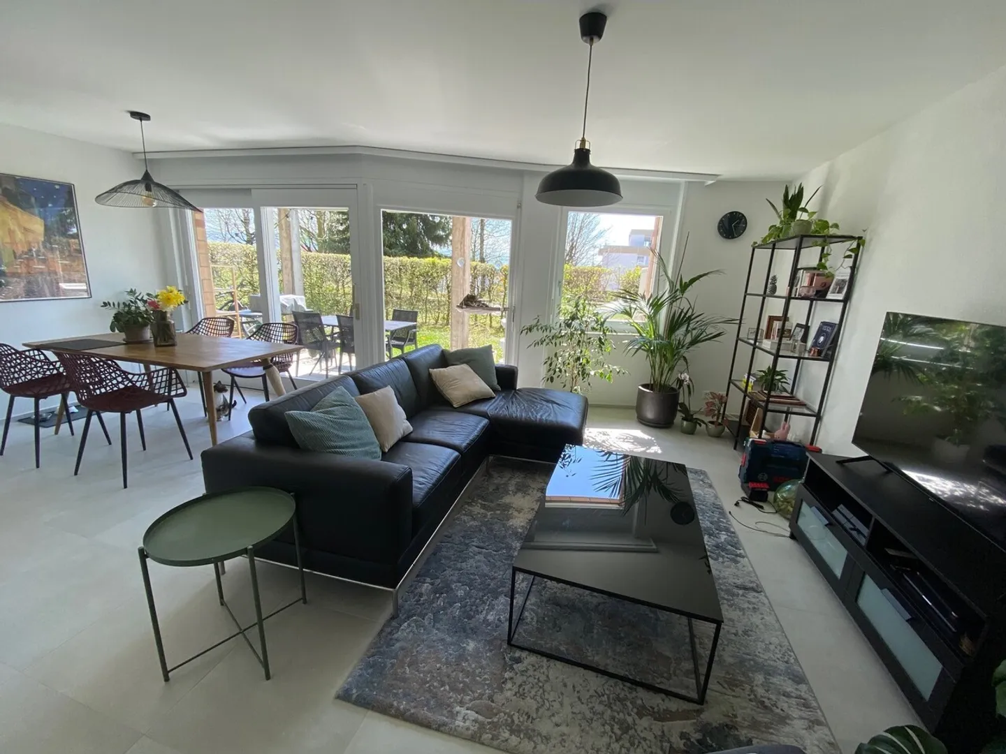 3,5 stanze al piano terra con terrazza e giardino - Foto 3 di 9