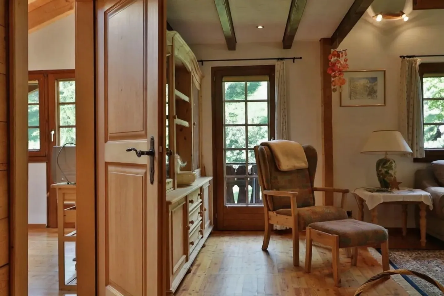 Chalet - Photo 15 of 29