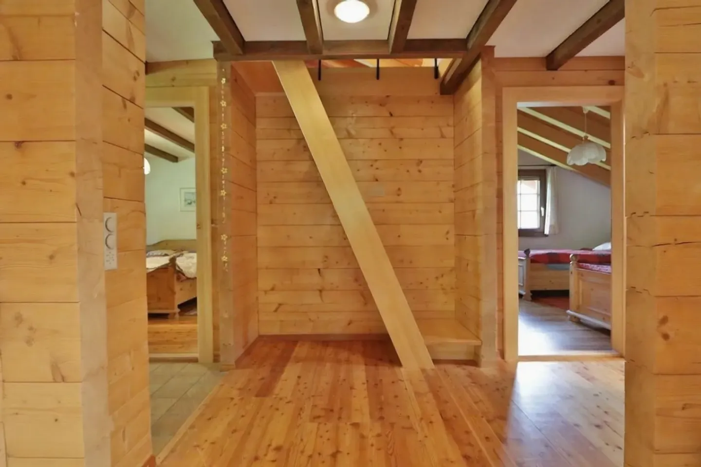 Chalet - Photo 22 of 29