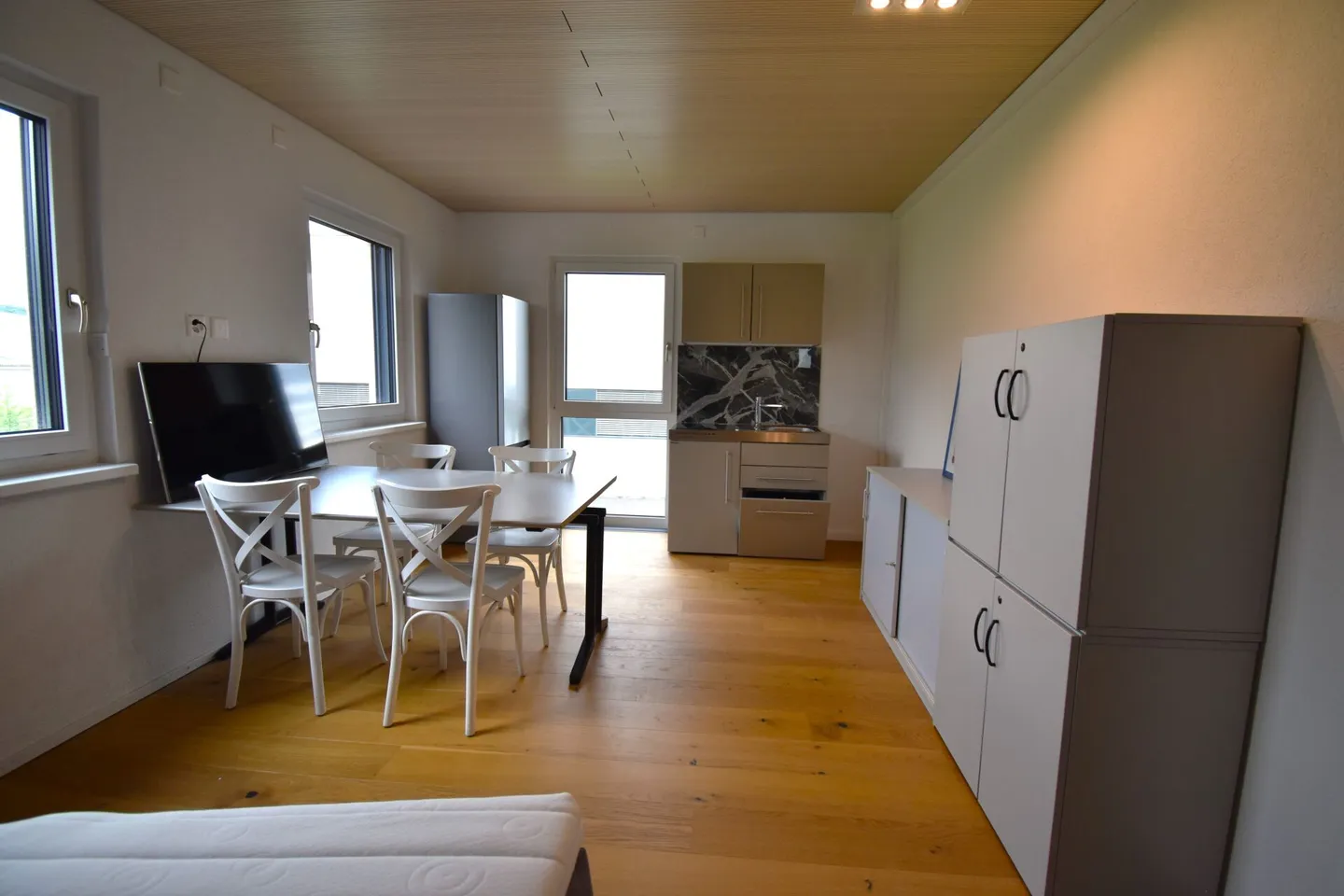 DEUXIÈME MAISON DANS UN ENDROIT CALME - Photo 1 sur 5