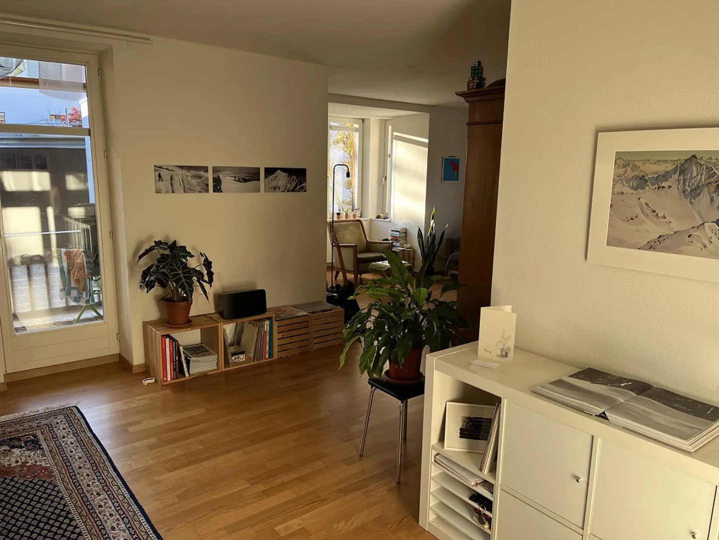 Very sunny, bright and central 3.5 room apartment from 01.03.2026 - Photo 4 of 13