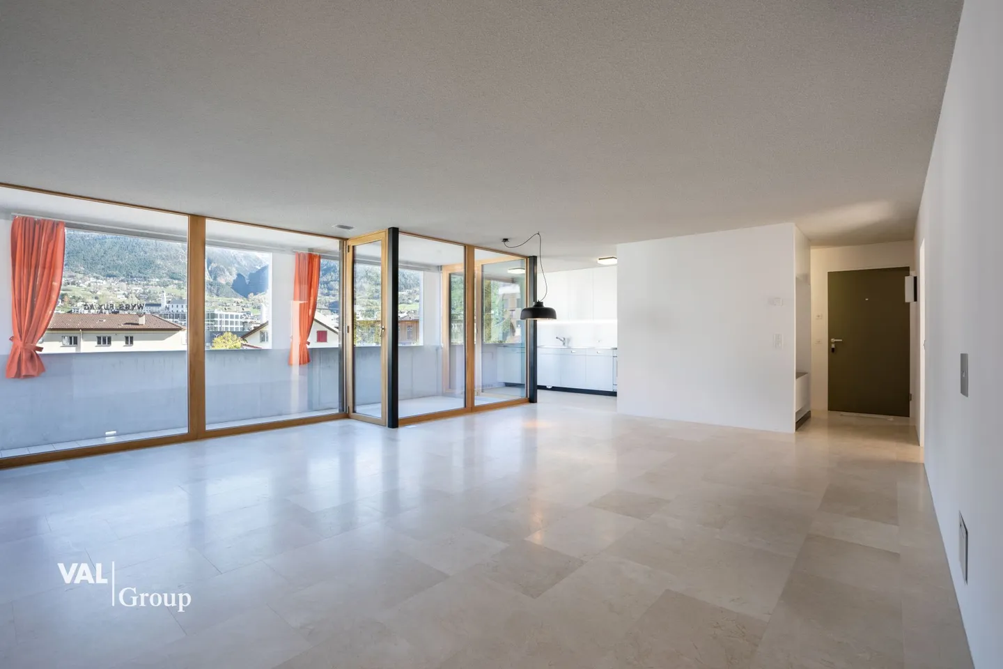 Modernes Apartment in Naters - Foto 2 von 13