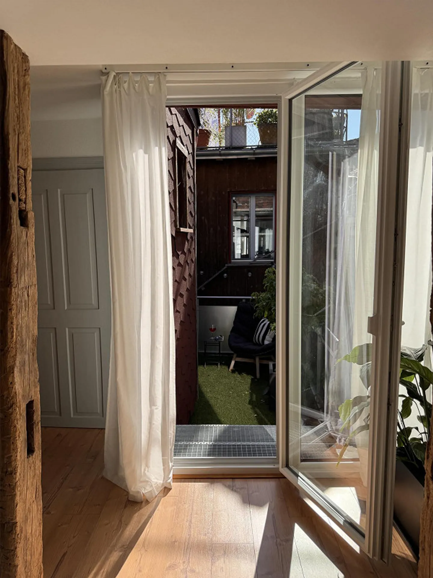 Spacious 4½-room apartment with special charm – approx. 125 m² in He - Photo 6 of 13