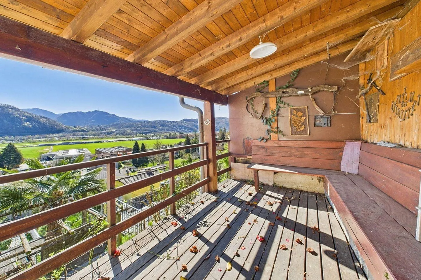 Agno - Attractive Single-Family House - Photo 8 of 30