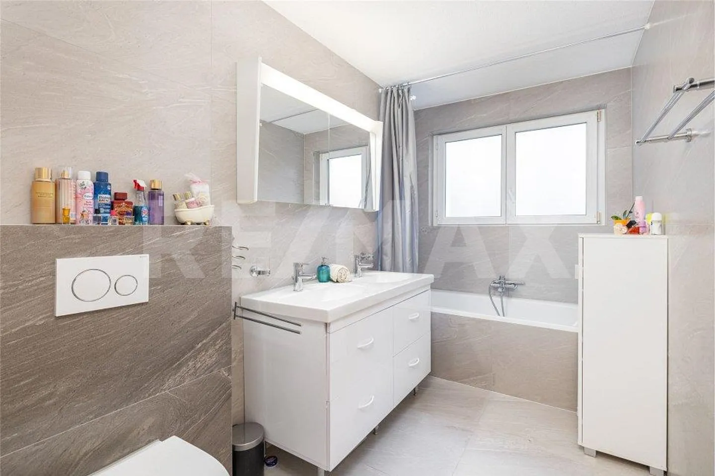 Appartement moderne de 5½ pièces dans un emplacement central ! -approuvé par la banque- - Photo 2 sur 10