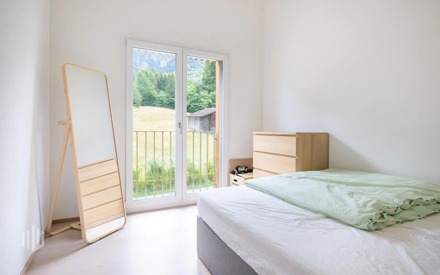 ImmoWyss - Appartement moderne sous les combles avec vue sur le lac et les montagnes à Bönigen - Photo 5 sur 8