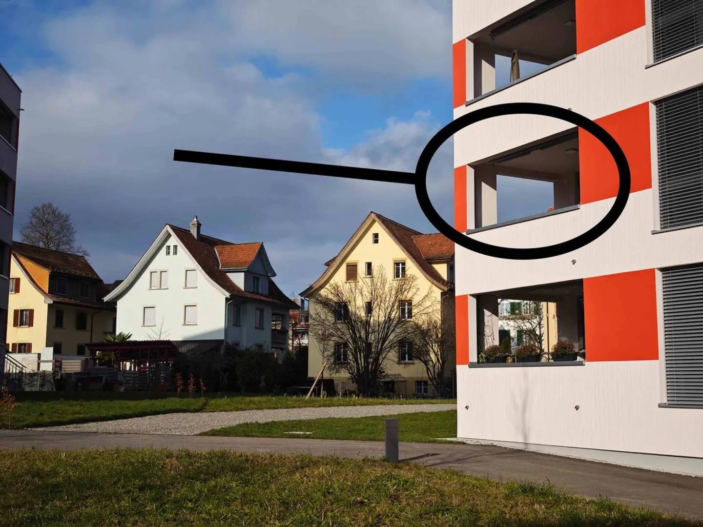 Appartement moderne de 3,5 pièces dans le développement 'À l'ancienne cordonnerie' (année de construction 2023) - Photo 2 sur 12