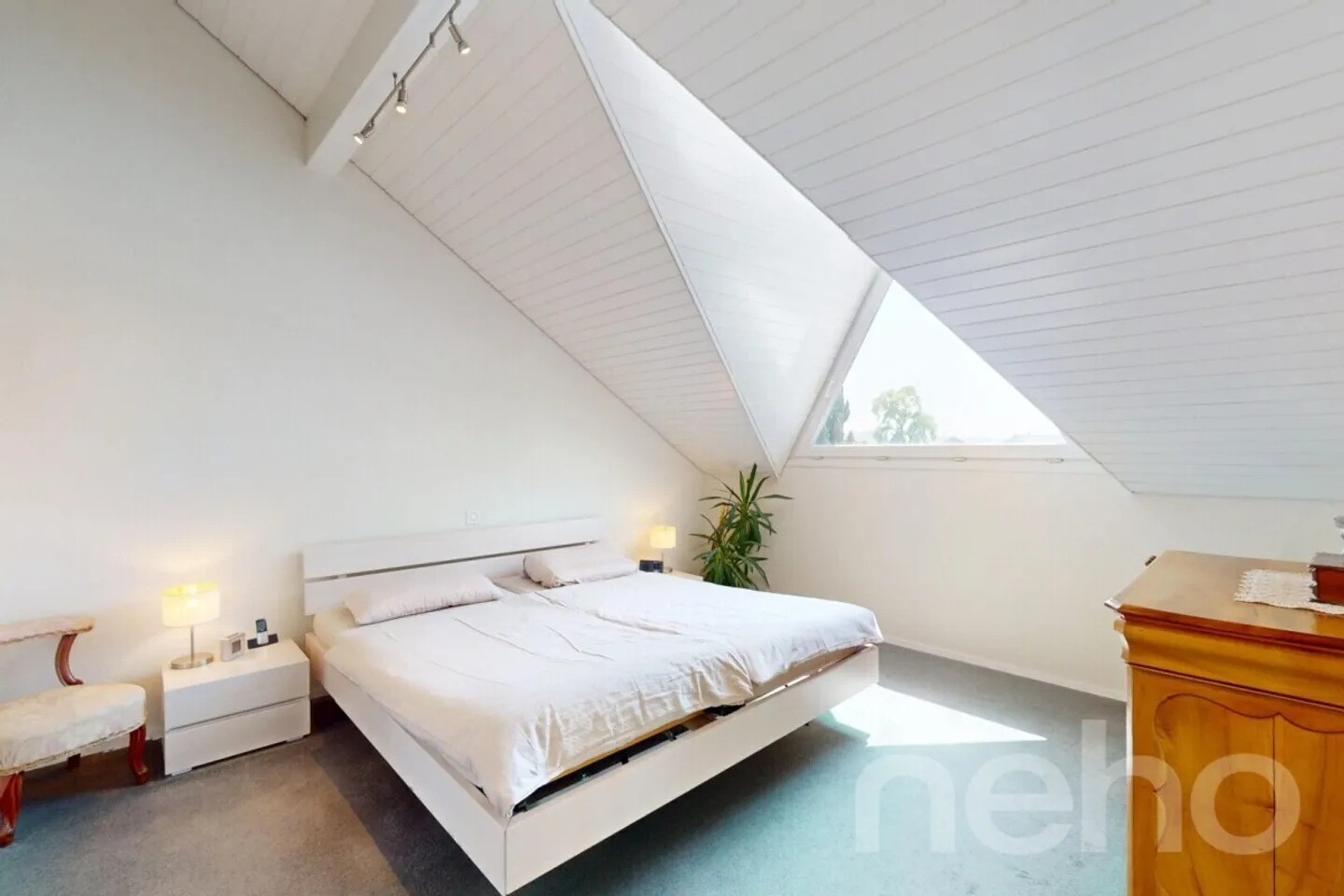 Bellissima casa unifamiliare con 250m2 di superficie abitabile, piscina, spa e giardino d'inverno - Foto 10 di 13